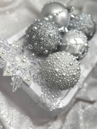 White Pearl 12 Piece Ornament Set