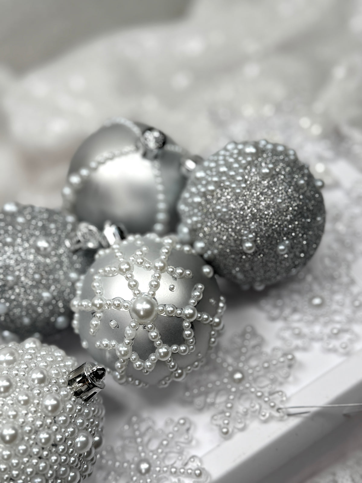 White Pearl 12 Piece Ornament Set