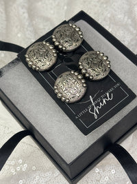 Antique Silver Circle w/ Dots Concho Number Magnets 1051