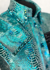 SIMPLY Seafoam Snakeskin Stretch Spandex Day Shirt