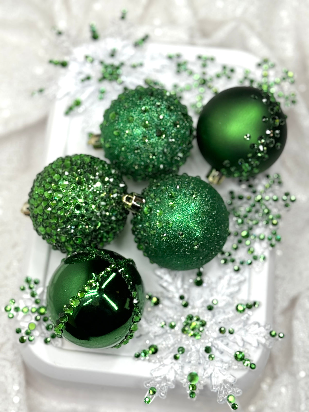 Green 12 Piece Ornament Set