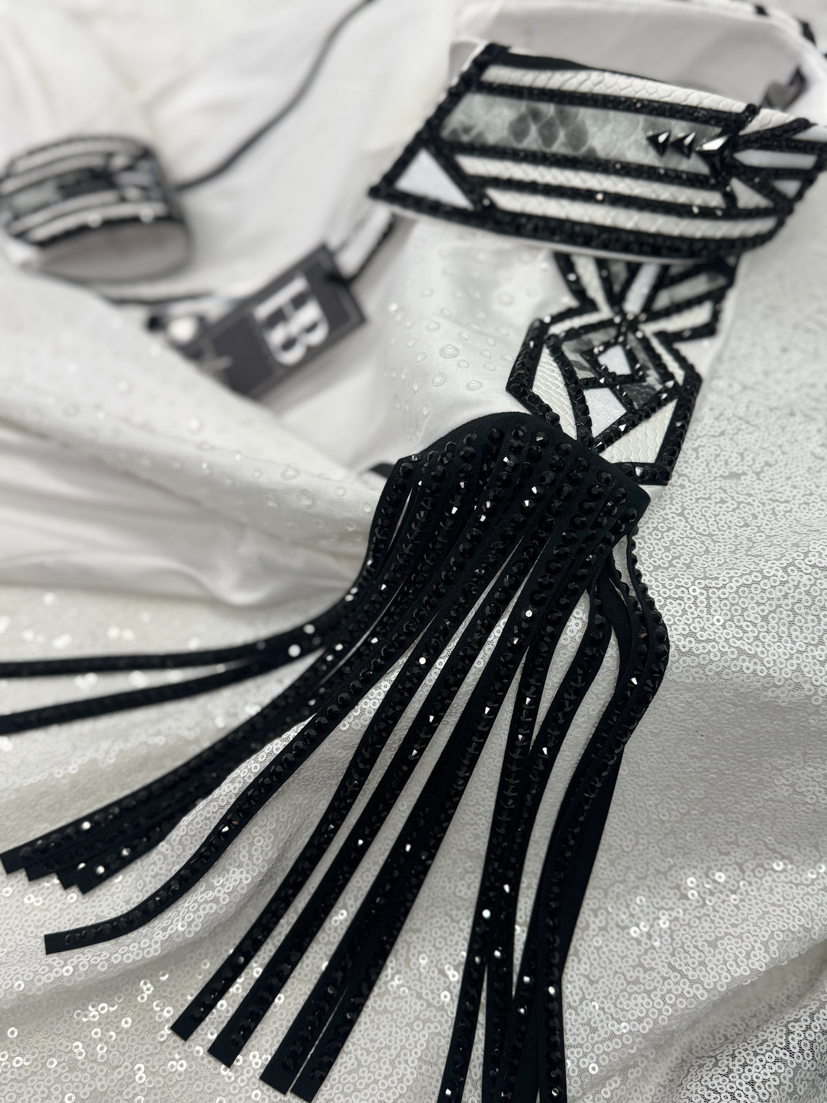 GLAM White and Black Stretch Taffeta Day Shirt