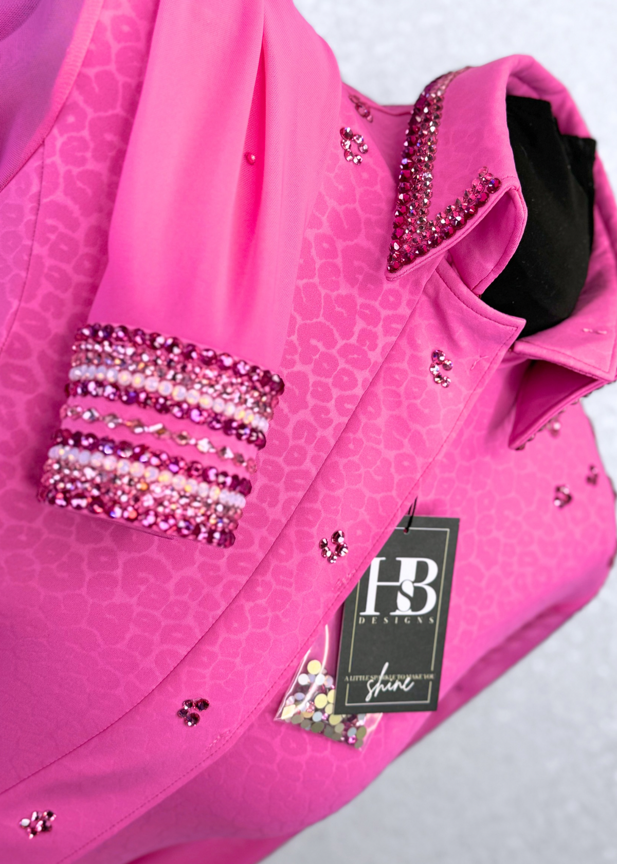 GLITZY BREEZY Pink Leopard Stretch Spandex Day Shirt